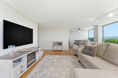 3550 North Lake Shore Drive Chicago IL 60657