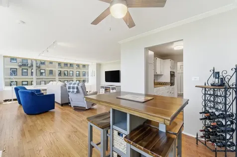 3550 North Lake Shore Drive Chicago IL 60657