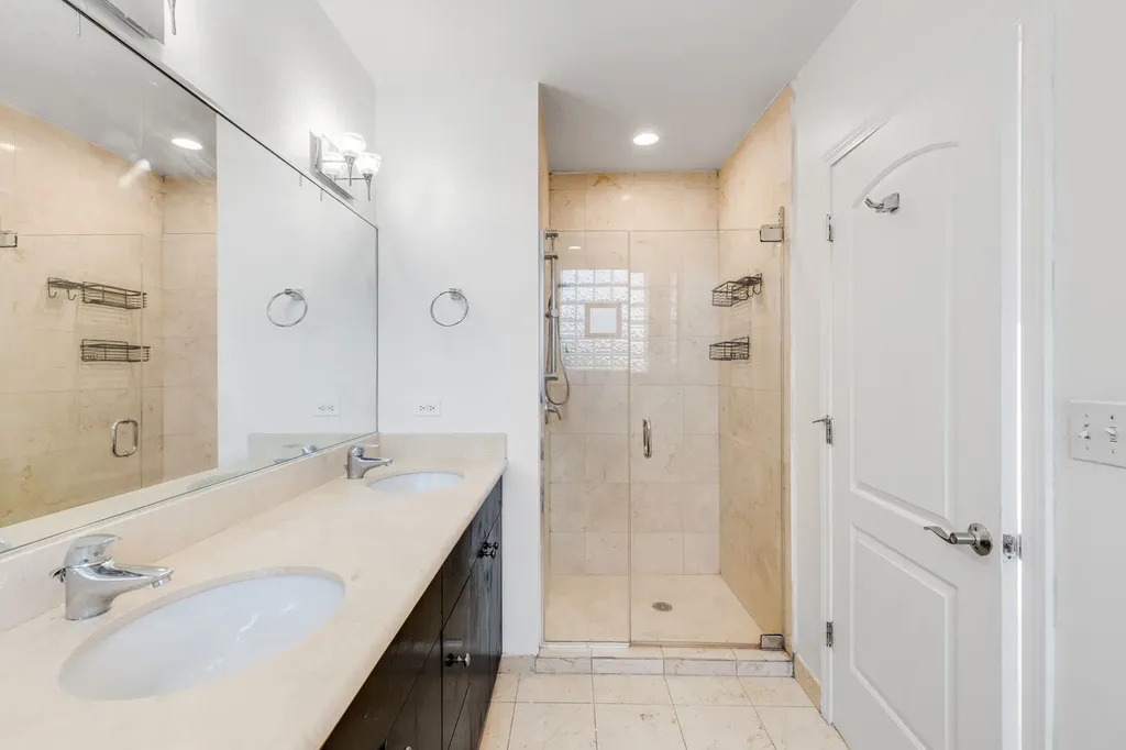 4800 South Saint Lawrence Avenue Chicago IL 60615