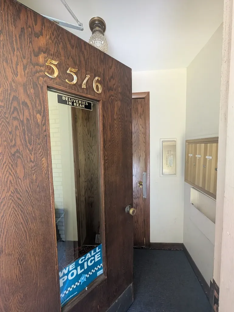 5516 West Windsor Avenue Chicago IL 60630