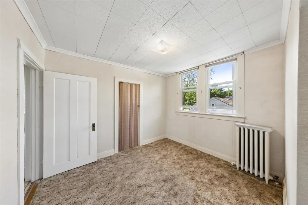 509 South Oakland Avenue Villa Park IL 60181