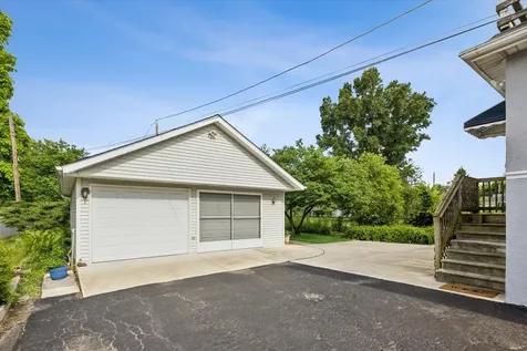 509 South Oakland Avenue Villa Park IL 60181