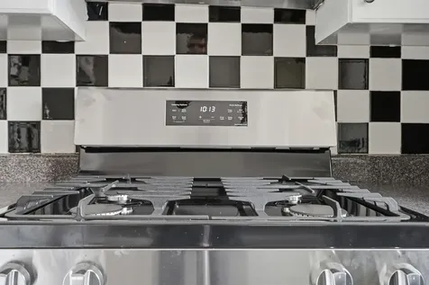 9835 Garden Court Schiller Park IL 60176