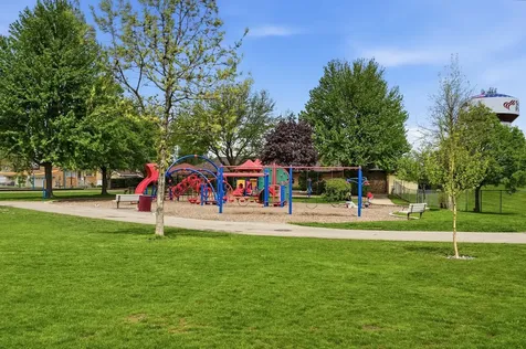 9835 Garden Court Schiller Park IL 60176