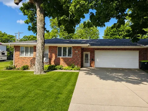 304 South 2nd Street Fairbury IL 61739