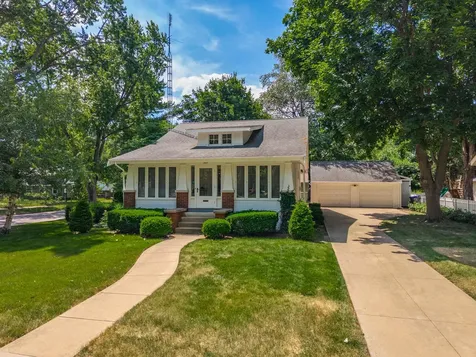 1507 East Taylor Street Bloomington IL 61701