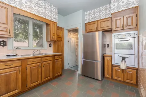 1507 East Taylor Street Bloomington IL 61701