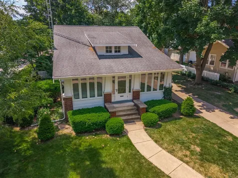 1507 East Taylor Street Bloomington IL 61701
