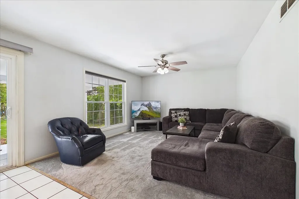 2655 Lindrick Lane Aurora IL 60504