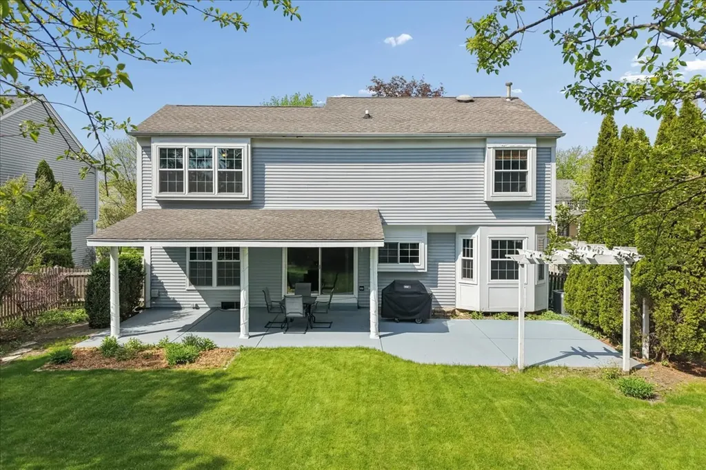2655 Lindrick Lane Aurora IL 60504