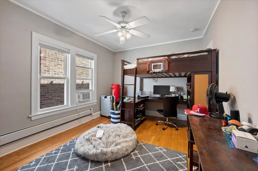 3618 North Bell Avenue Chicago IL 60618