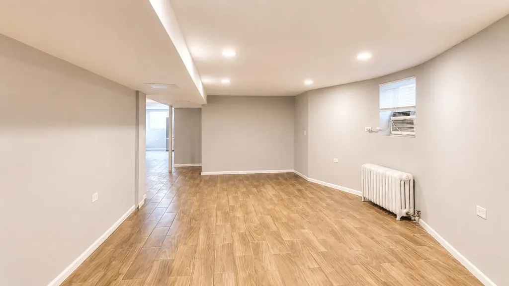 3005 West 55th Street Chicago IL 60632