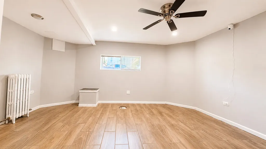 3005 West 55th Street Chicago IL 60632