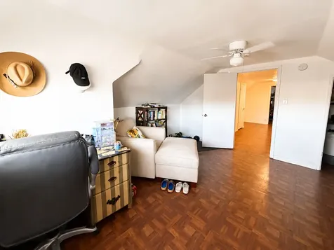 3005 West 55th Street Chicago IL 60632