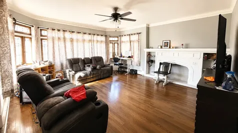 3005 West 55th Street Chicago IL 60632