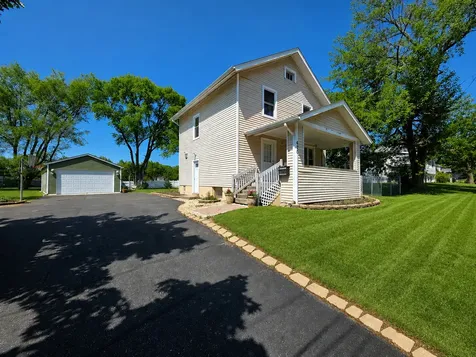 470 Fremont Street Elgin IL 60120