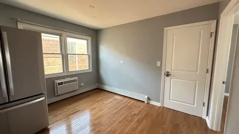 5404 North Central Avenue Chicago IL 60630