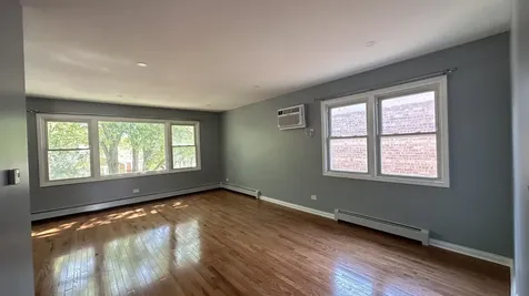 5404 North Central Avenue Chicago IL 60630