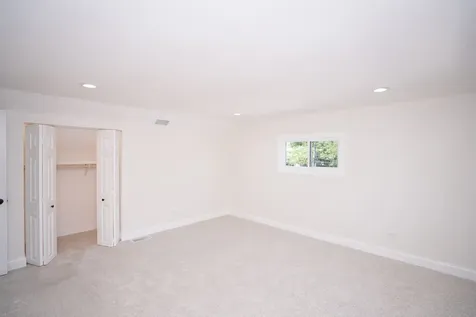 9044 South Throop Street Chicago IL 60620