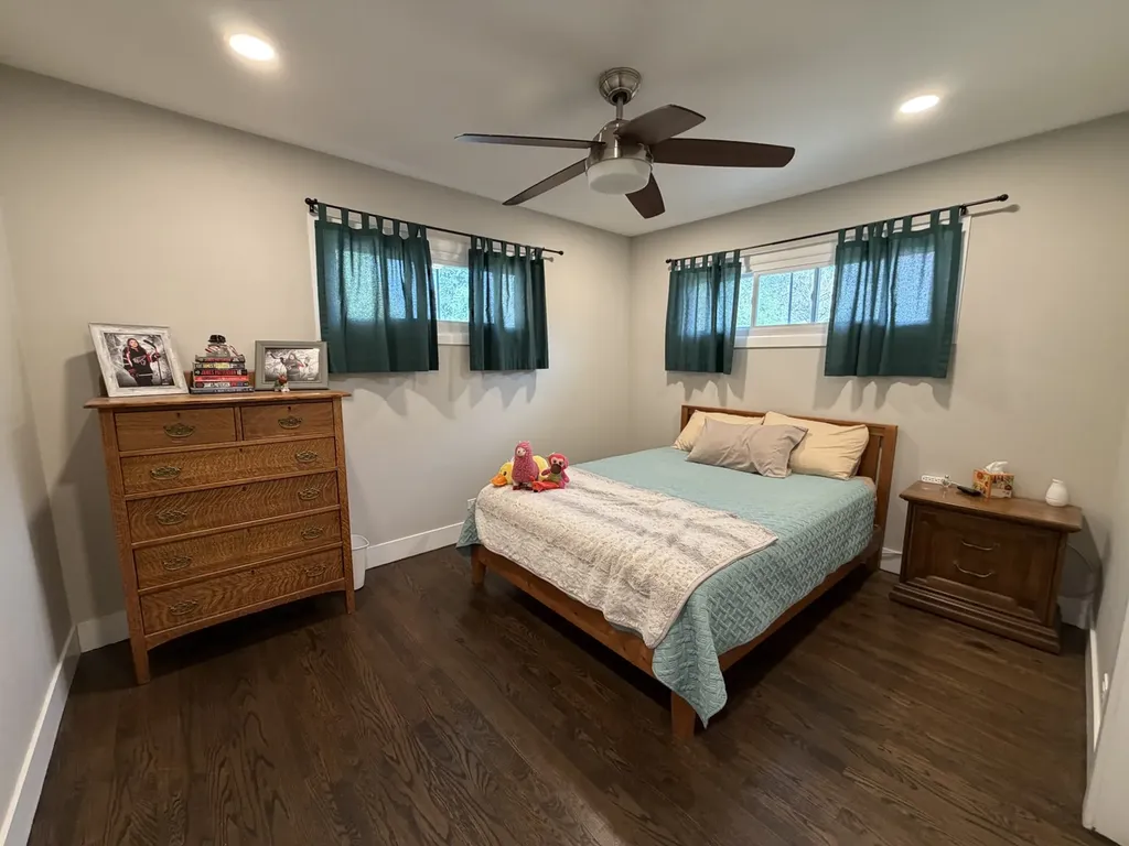 1006 South Grant Avenue Villa Park IL 60181