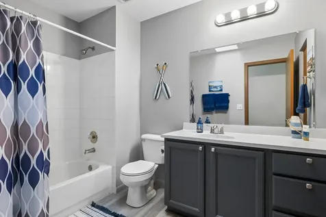 606 Arlington Lane South Elgin IL 60177