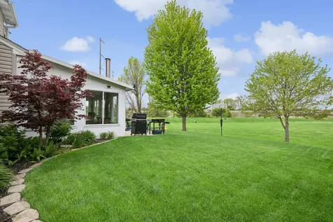 606 Arlington Lane South Elgin IL 60177