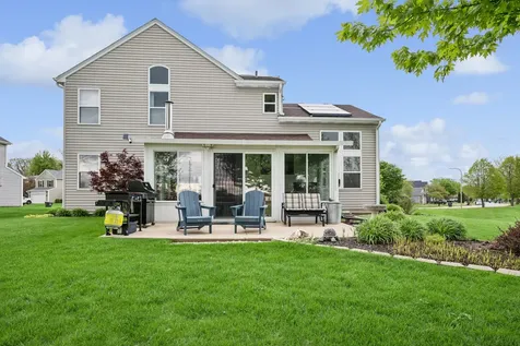 606 Arlington Lane South Elgin IL 60177