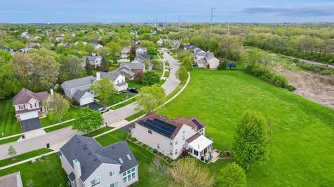 606 Arlington Lane South Elgin IL 60177