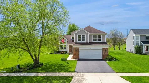 606 Arlington Lane South Elgin IL 60177