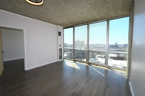 1845 South Michigan Avenue Chicago IL 60616