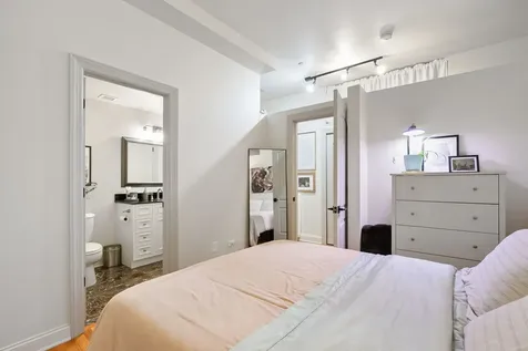 208 West Washington Street Chicago IL 60606