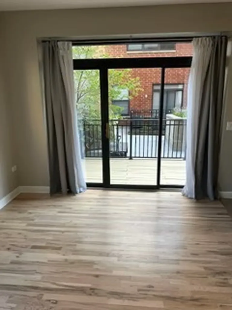 1529 South State Street Chicago IL 60605