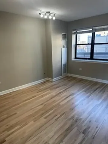 1529 South State Street Chicago IL 60605