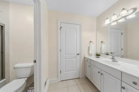 14965 Creekside Path Libertyville IL 60048