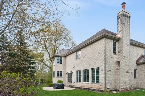 14965 Creekside Path Libertyville IL 60048
