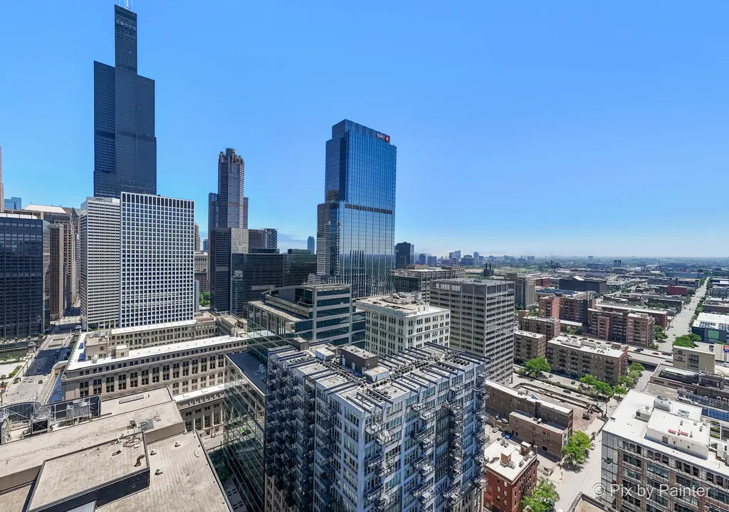 565 West Quincy Street Chicago IL 60661