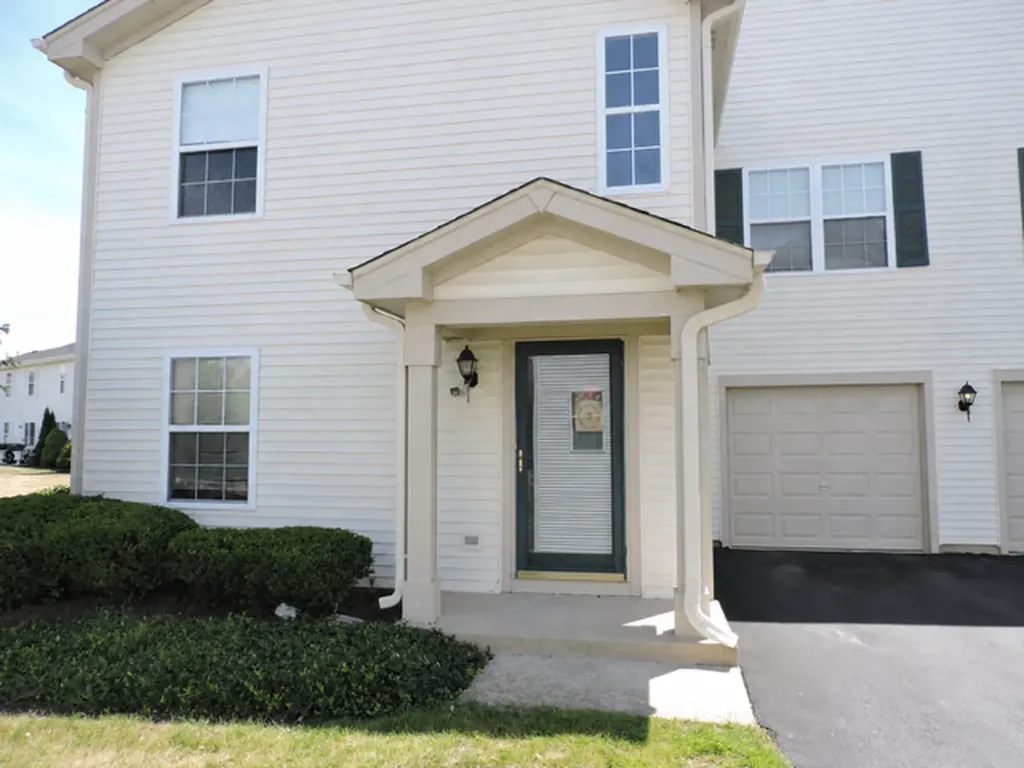 2480 Frost Drive Aurora IL 60503