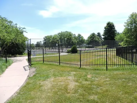 2480 Frost Drive Aurora IL 60503