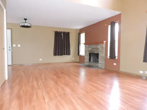 2480 Frost Drive Aurora IL 60503