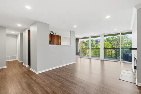 6000 Oakwood Drive Lisle IL 60532