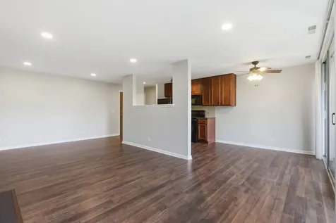 6000 Oakwood Drive Lisle IL 60532