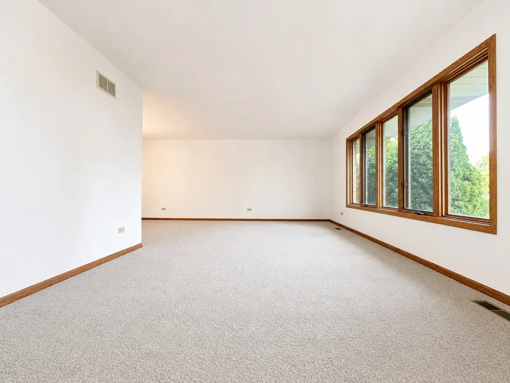 18222 Michigan Court Orland Park IL 60467