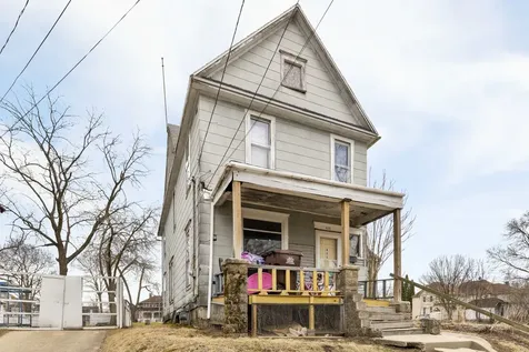 455 South State Avenue Freeport IL 61032