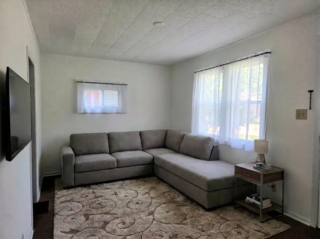 404 Morton Avenue Aurora IL 60506