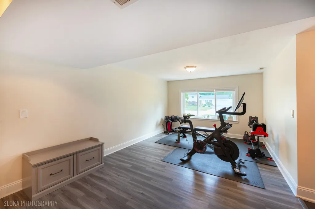 532 Cambridge Drive Schaumburg IL 60193
