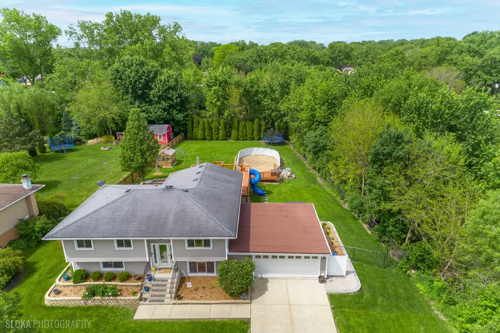 532 Cambridge Drive Schaumburg IL 60193