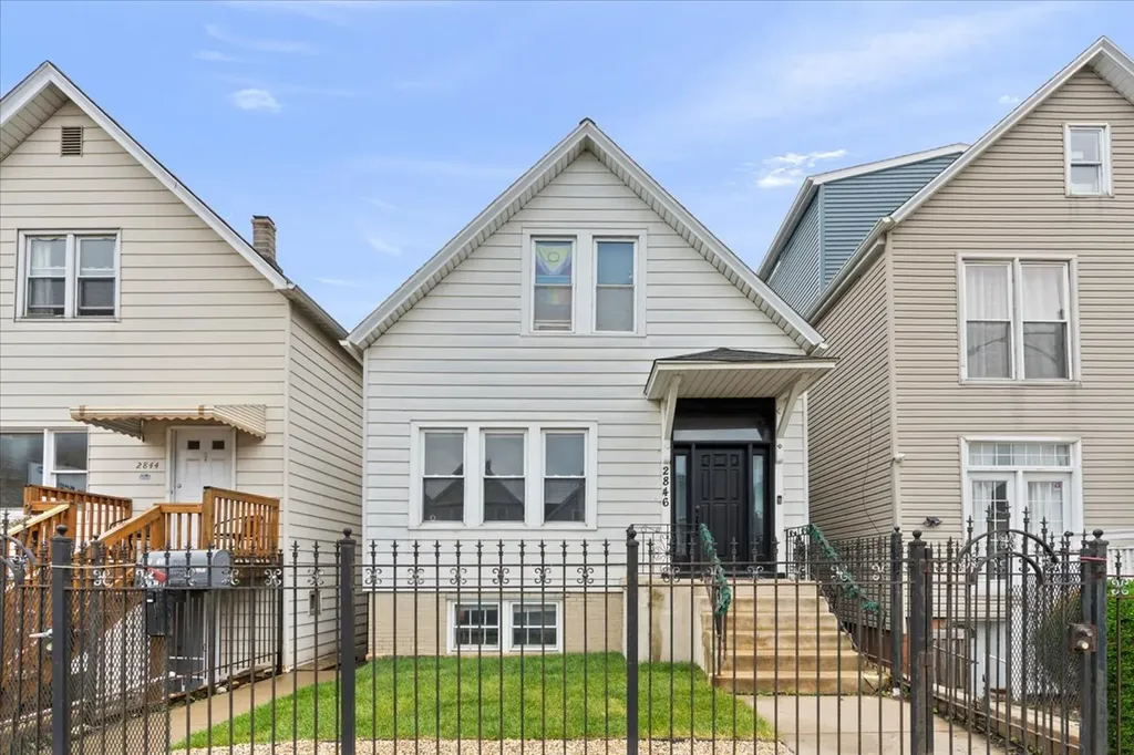 2846 North Elston Avenue Chicago IL 60618