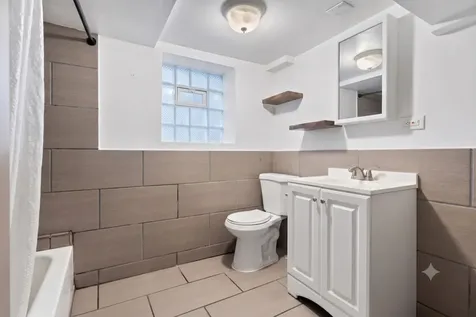2846 North Elston Avenue Chicago IL 60618