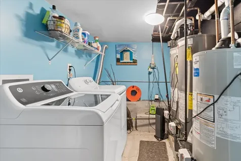 2846 North Elston Avenue Chicago IL 60618