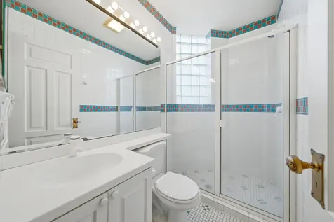 849 West Newport Avenue Chicago IL 60657